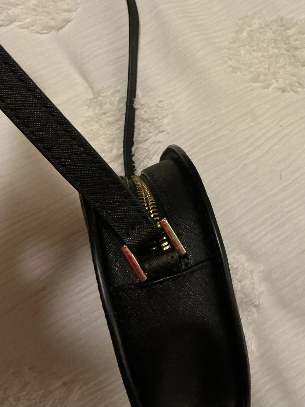 Michael Kors compact oval